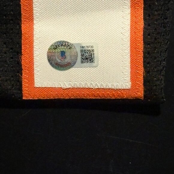 TREY HENDRICKSON SIGNED CUSTOM JERSEY - Size XL (Beckett) Cincinnati Bengals - Picture 4 of 7